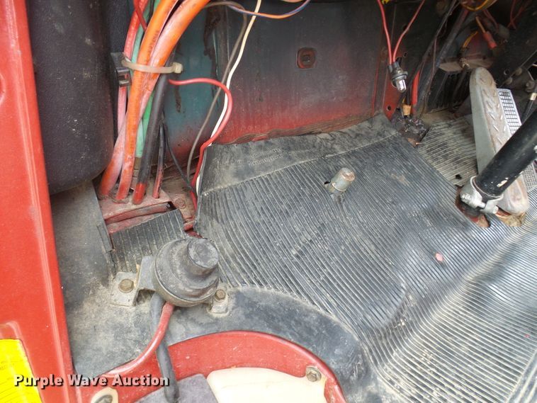 image for item DL0901 1985 Ford 8000  fire truck