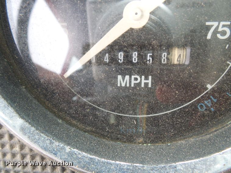 image for item DL0901 1985 Ford 8000  fire truck