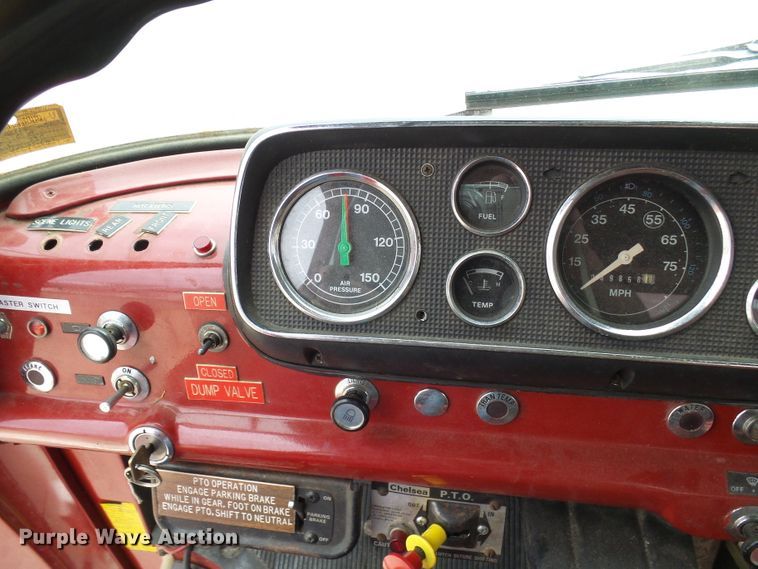 image for item DL0901 1985 Ford 8000  fire truck