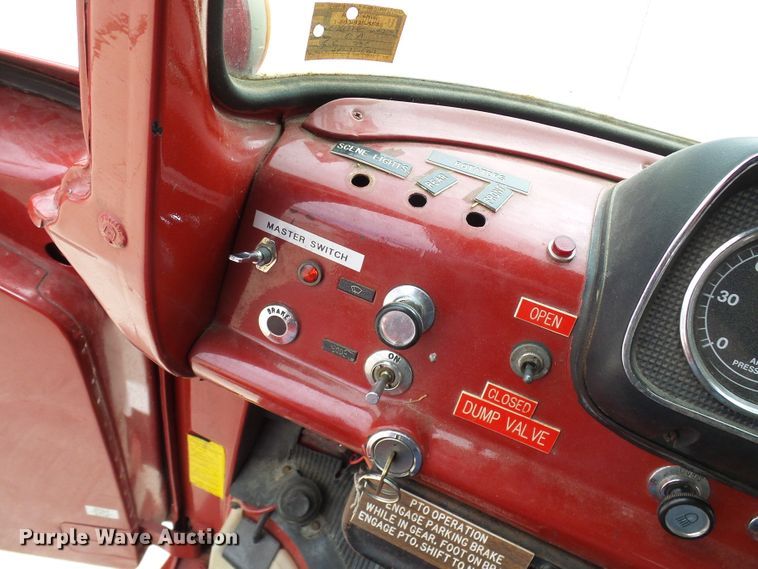 image for item DL0901 1985 Ford 8000  fire truck