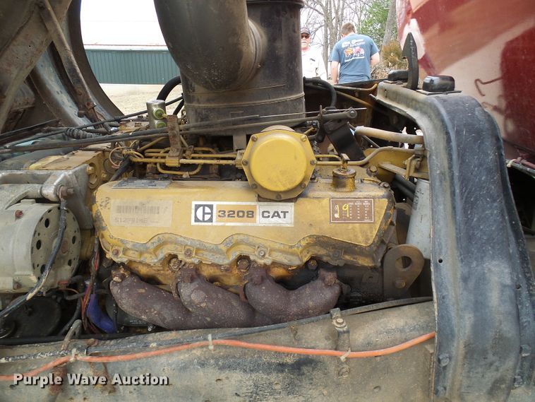 image for item DL0901 1985 Ford 8000  fire truck