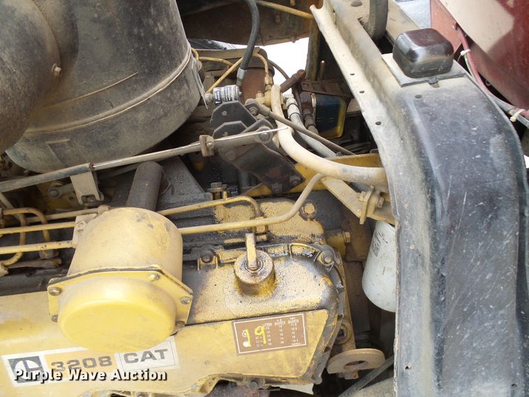 image for item DL0901 1985 Ford 8000  fire truck