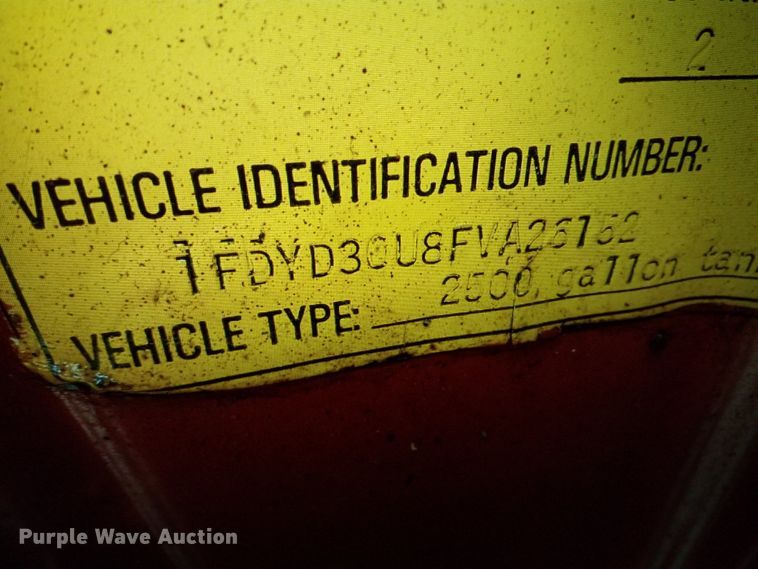 image for item DL0901 1985 Ford 8000  fire truck