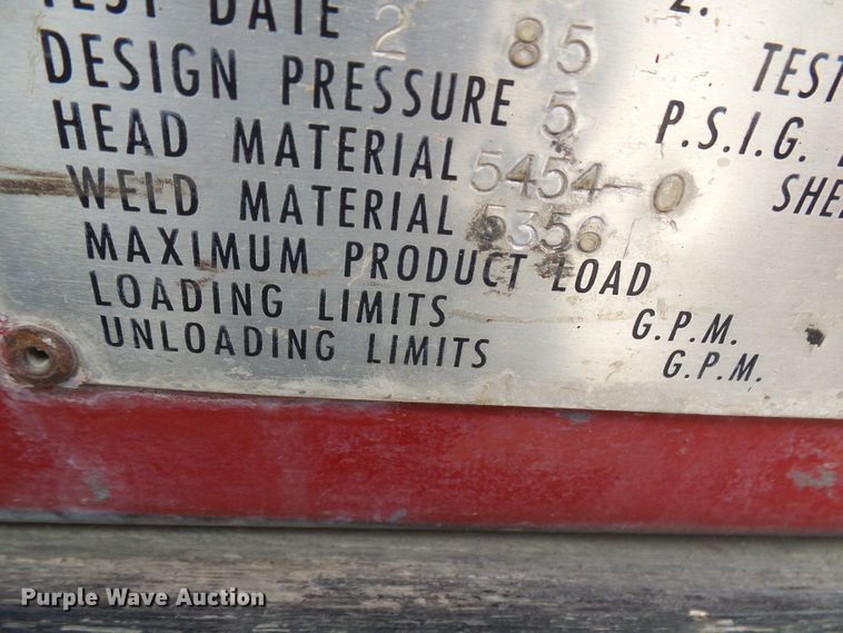 image for item DL0901 1985 Ford 8000  fire truck