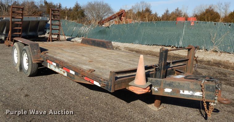 image for item DL2692 2001 Starlite equipment trailer