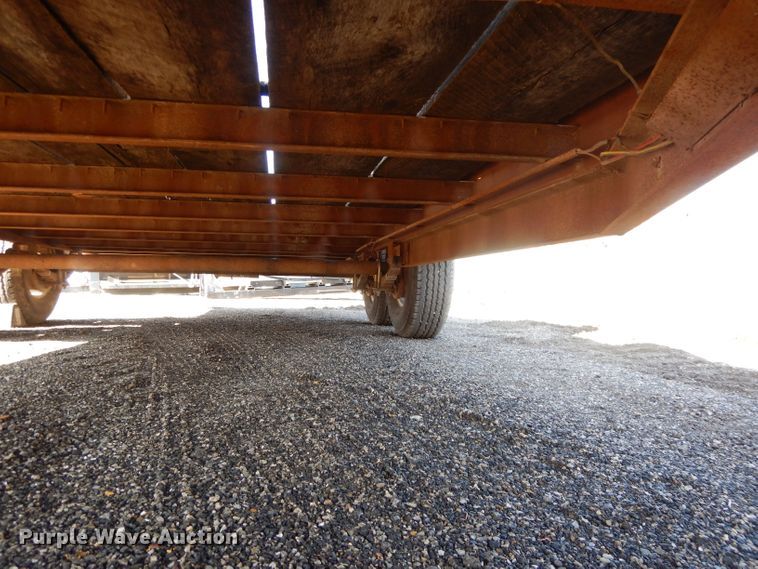 image for item DL2692 2001 Starlite equipment trailer