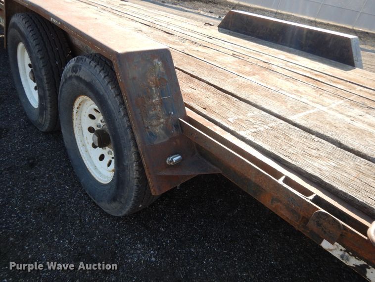 image for item DL2692 2001 Starlite equipment trailer
