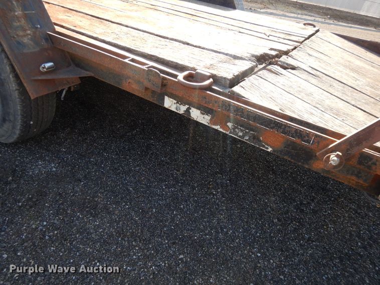 image for item DL2692 2001 Starlite equipment trailer