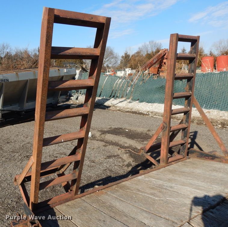 image for item DL2692 2001 Starlite equipment trailer