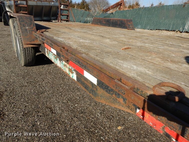 image for item DL2692 2001 Starlite equipment trailer