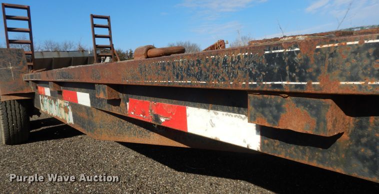image for item DL2692 2001 Starlite equipment trailer