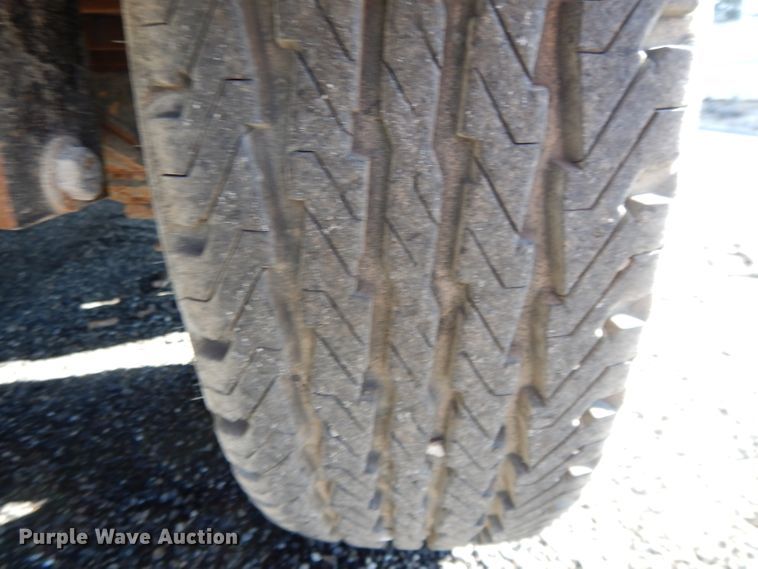 image for item DL2692 2001 Starlite equipment trailer