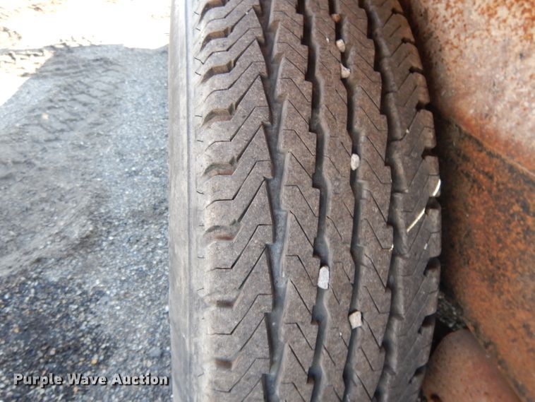 image for item DL2692 2001 Starlite equipment trailer