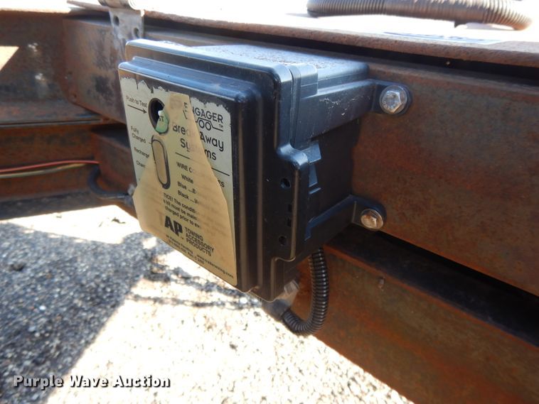 image for item DL2692 2001 Starlite equipment trailer