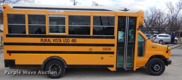 image for item DL4796 2004 Ford E450 Super Duty  school bus