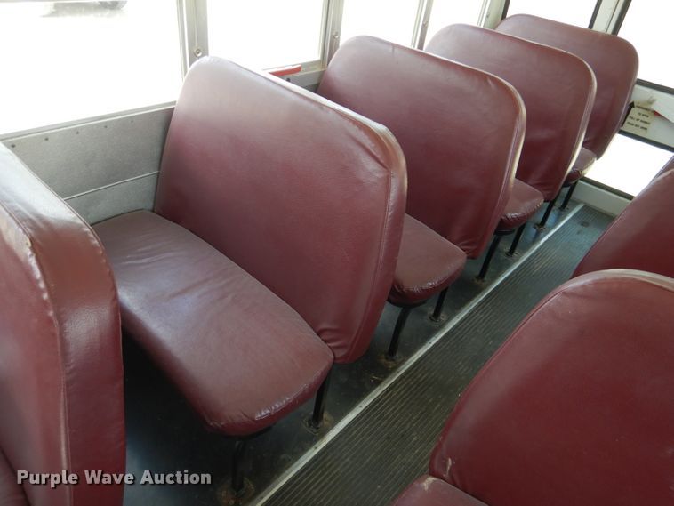 image for item DL4796 2004 Ford E450 Super Duty  school bus