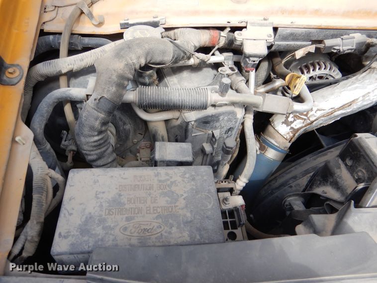 image for item DL4796 2004 Ford E450 Super Duty  school bus