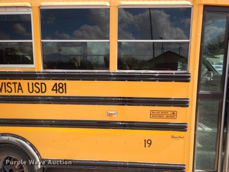image for item DL4796 2004 Ford E450 Super Duty  school bus