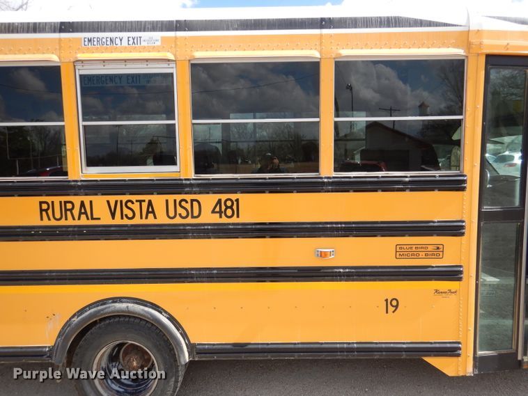 image for item DL4796 2004 Ford E450 Super Duty  school bus