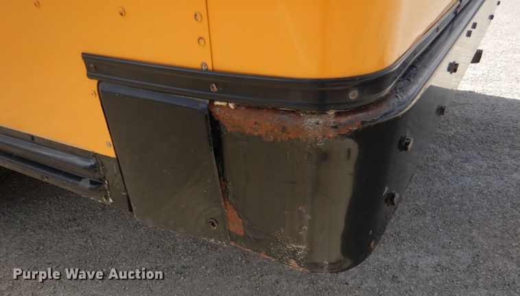 image for item DL4796 2004 Ford E450 Super Duty  school bus