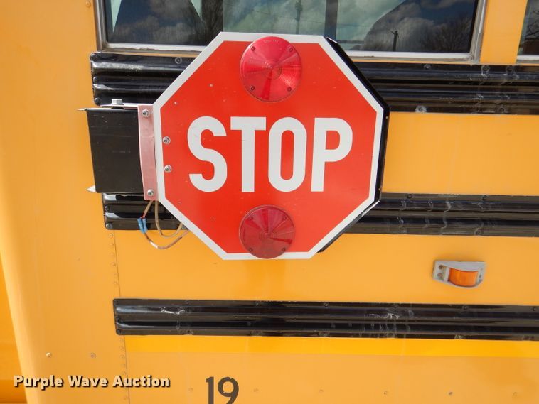 image for item DL4796 2004 Ford E450 Super Duty  school bus