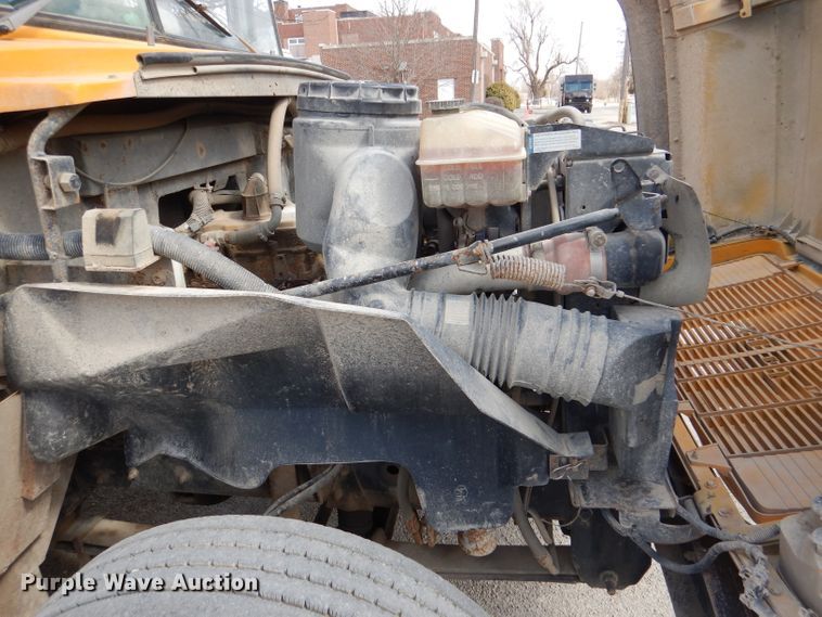 image for item DL4797 2000 Chevrolet Blue Bird  school bus