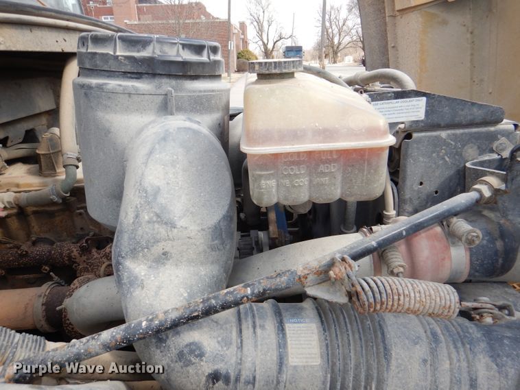 image for item DL4797 2000 Chevrolet Blue Bird  school bus