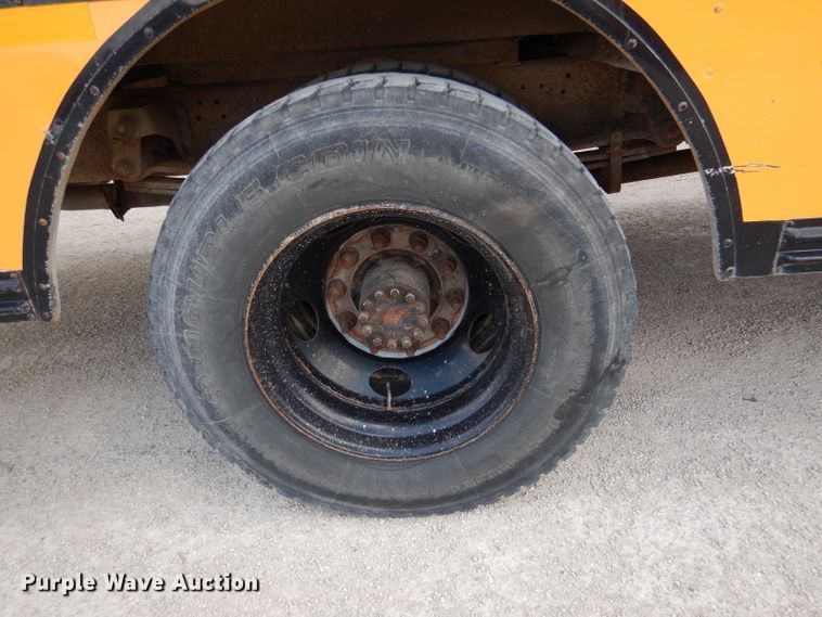 image for item DL4797 2000 Chevrolet Blue Bird  school bus