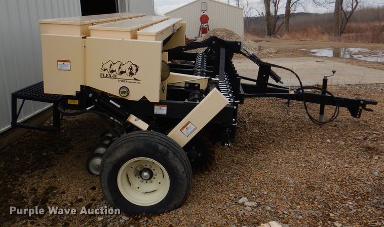 image for item DL4843 Traux FLXII-816  grain drill