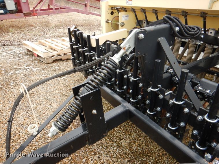 image for item DL4843 Traux FLXII-816  grain drill