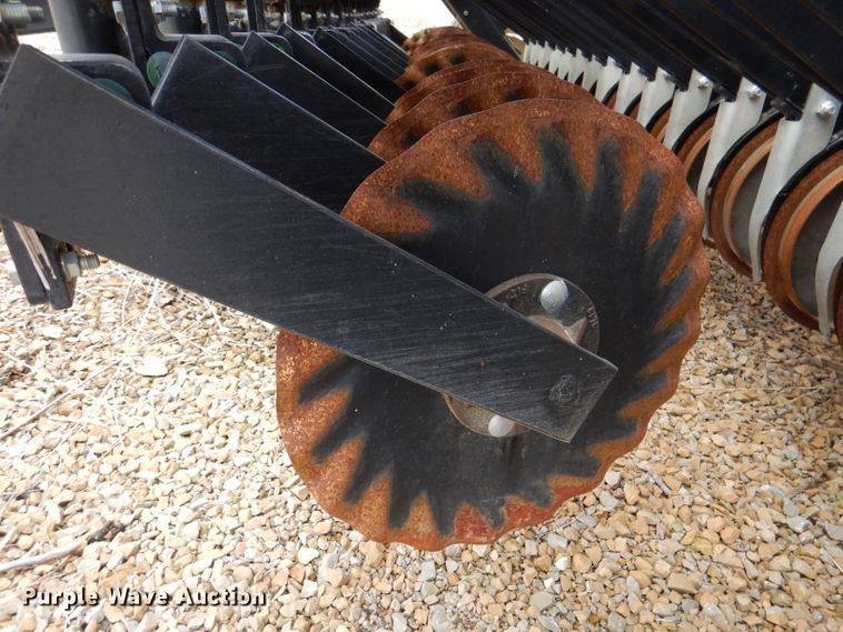 image for item DL4843 Traux FLXII-816  grain drill