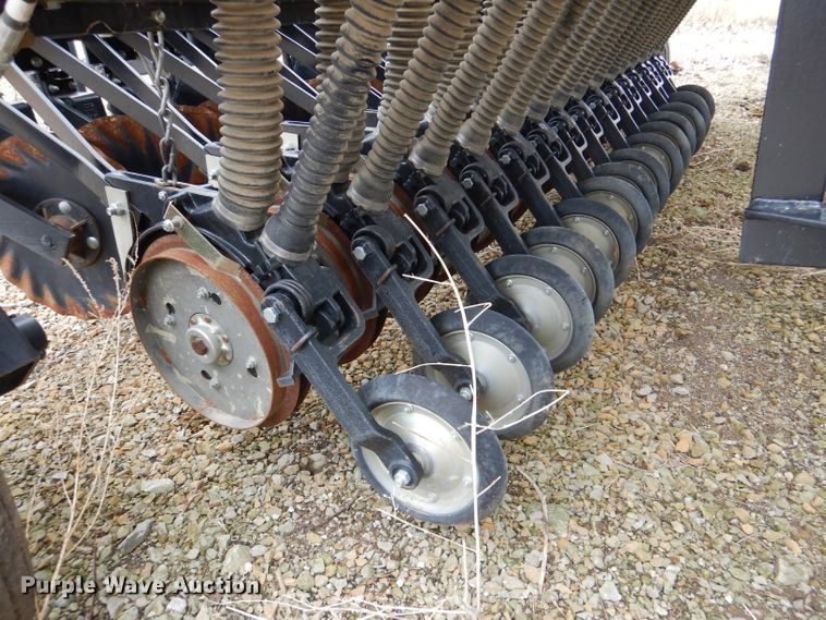 image for item DL4843 Traux FLXII-816  grain drill