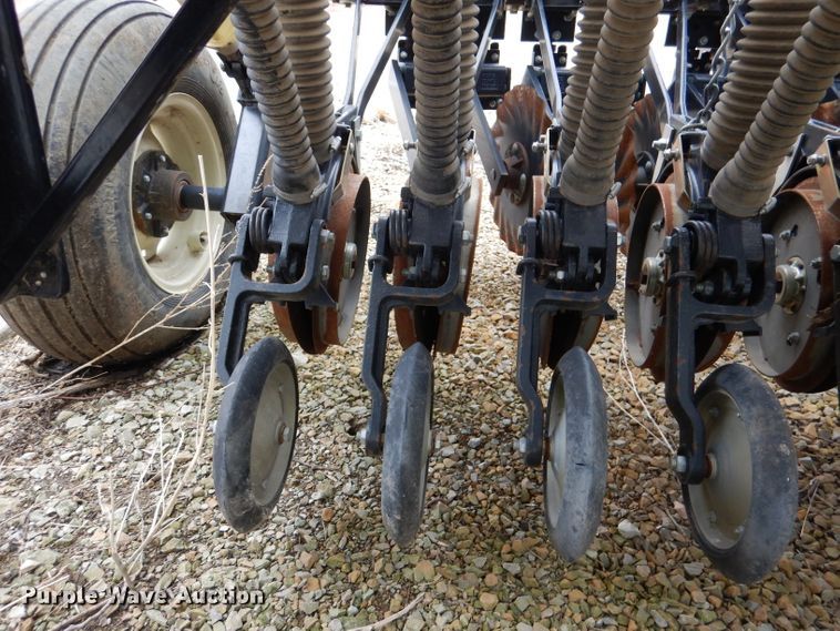 image for item DL4843 Traux FLXII-816  grain drill