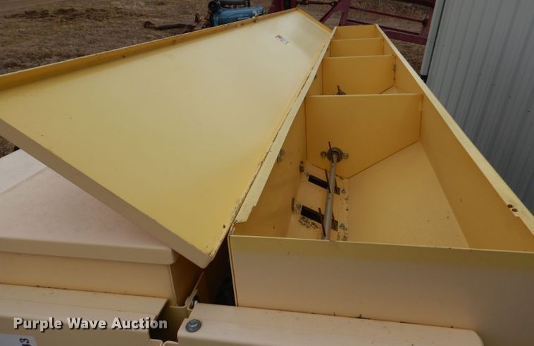 image for item DL4843 Traux FLXII-816  grain drill