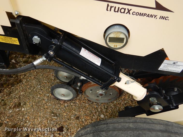 image for item DL4843 Traux FLXII-816  grain drill