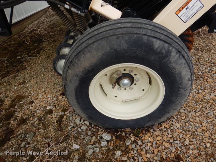 image for item DL4843 Traux FLXII-816  grain drill