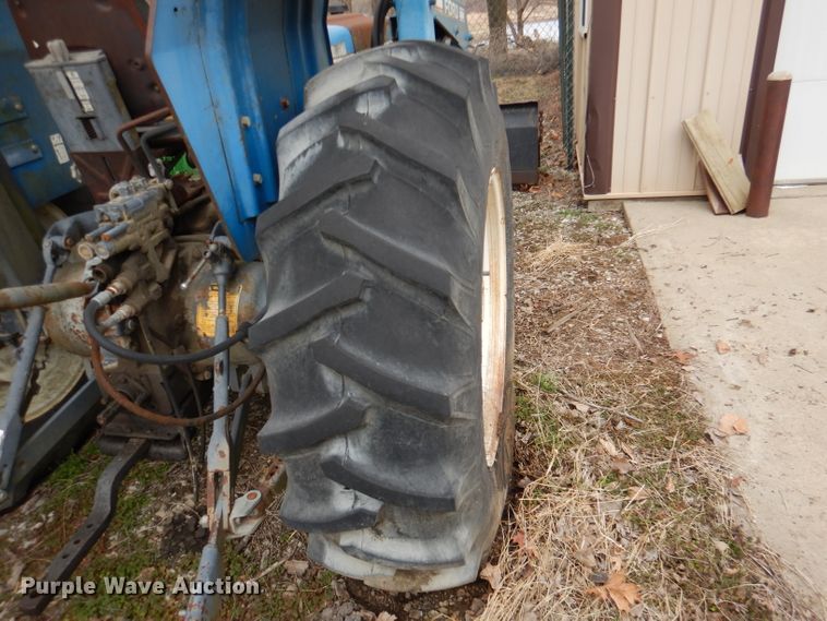 image for item DL4845 Ford 4630  tractor