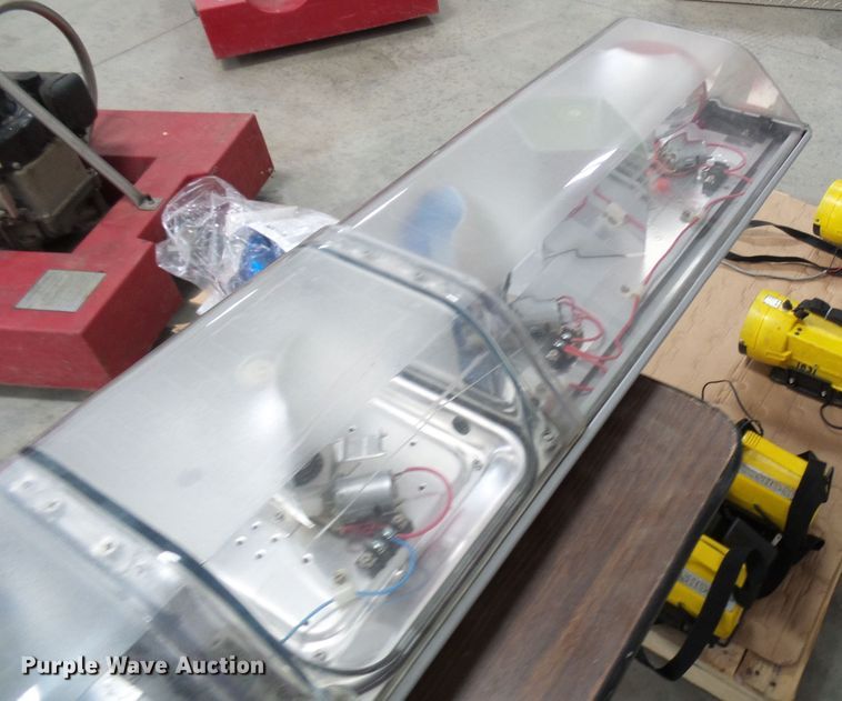 image for item DT9892 (2) Code 3 light bars