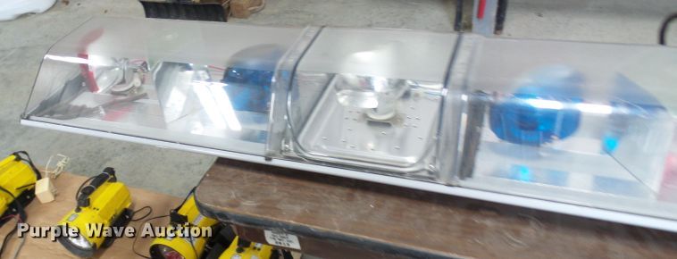 image for item DT9892 (2) Code 3 light bars