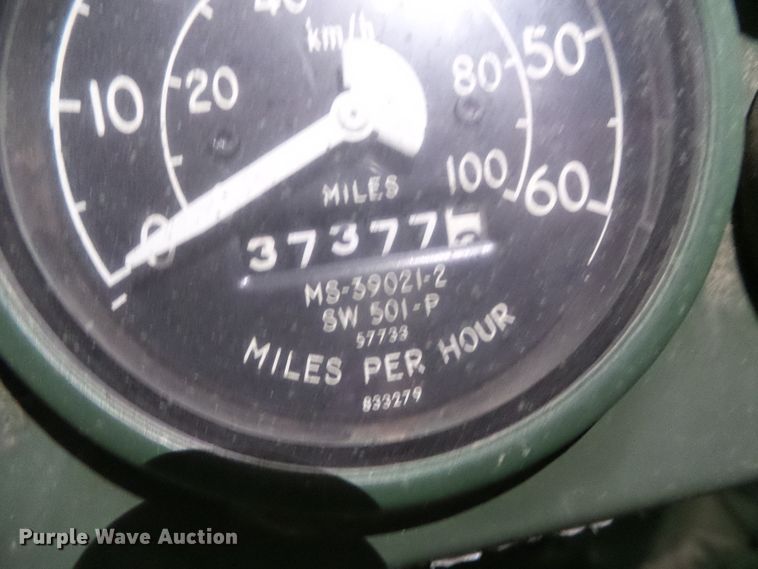 image for item EK9763 1989 Am General M998 Humvee  SUV