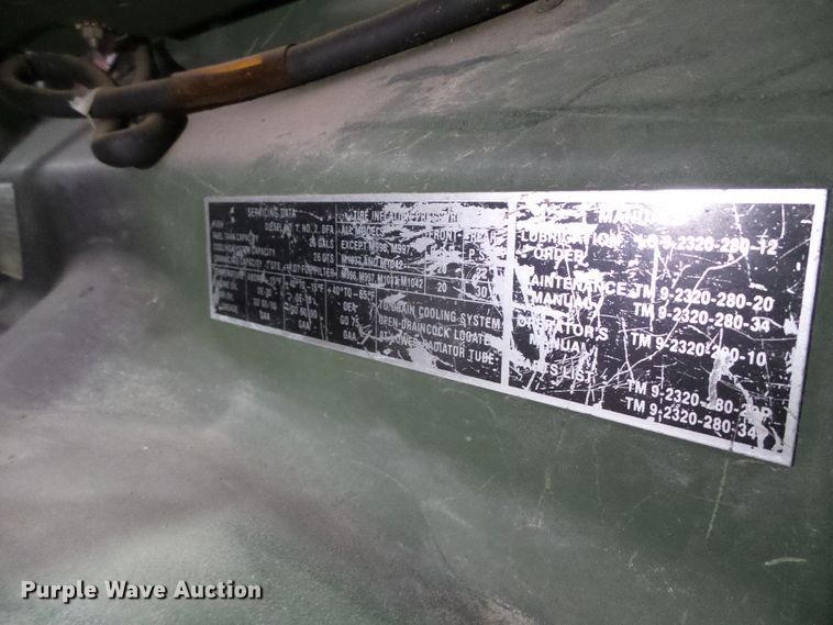 image for item EK9763 1989 Am General M998 Humvee  SUV