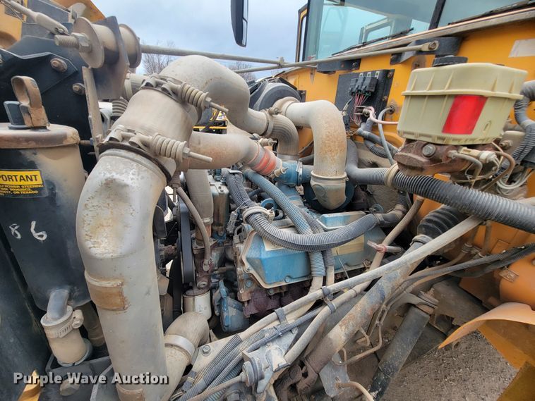 image for item FL9086 1999 International 3800  school bus