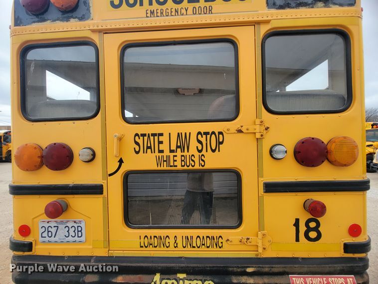 image for item FL9086 1999 International 3800  school bus