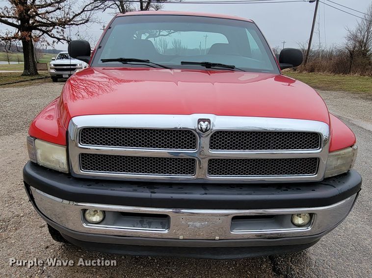 image for item FL9097 2001 Dodge Ram 1500  Quad Cab pickup truck