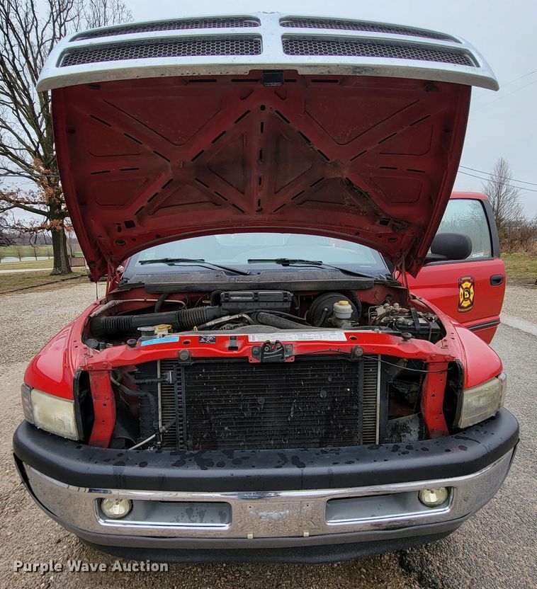 image for item FL9097 2001 Dodge Ram 1500  Quad Cab pickup truck