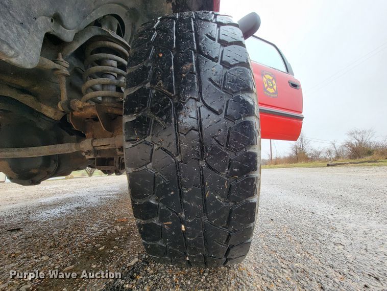 image for item FL9097 2001 Dodge Ram 1500  Quad Cab pickup truck