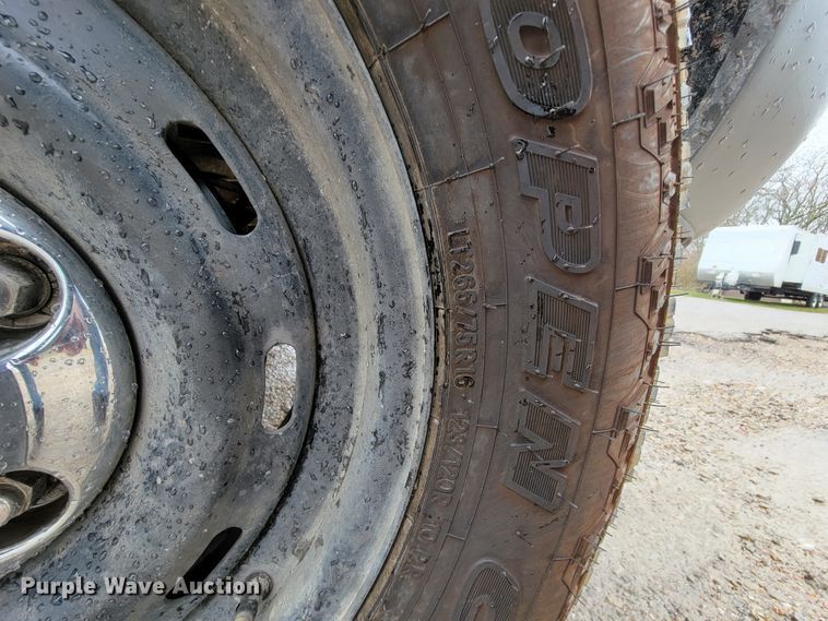 image for item FL9097 2001 Dodge Ram 1500  Quad Cab pickup truck