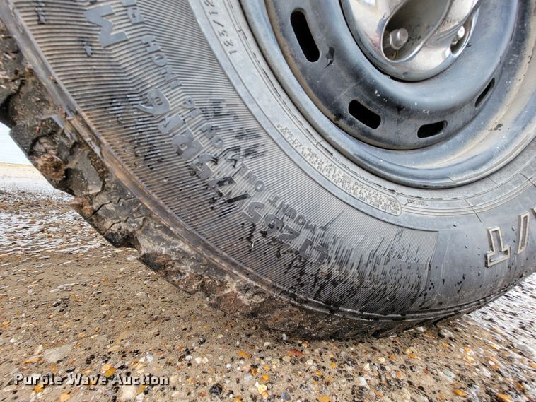 image for item FL9097 2001 Dodge Ram 1500  Quad Cab pickup truck