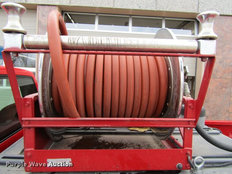 image for item GC9835 Pump and tank