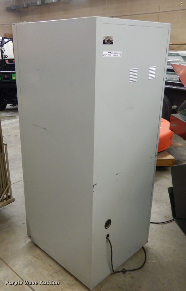 image for item GH9098 FSI 3039  vending machine